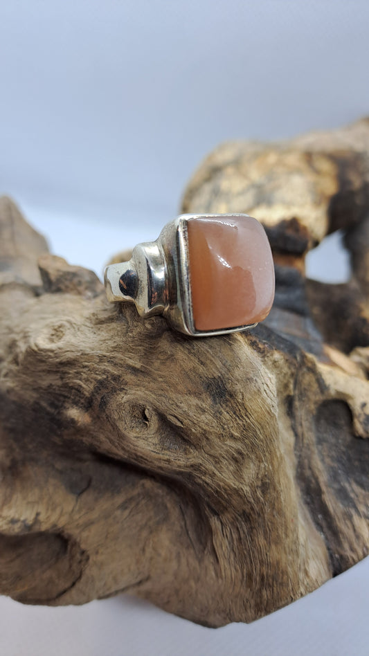 Anello con Adularia Pesca