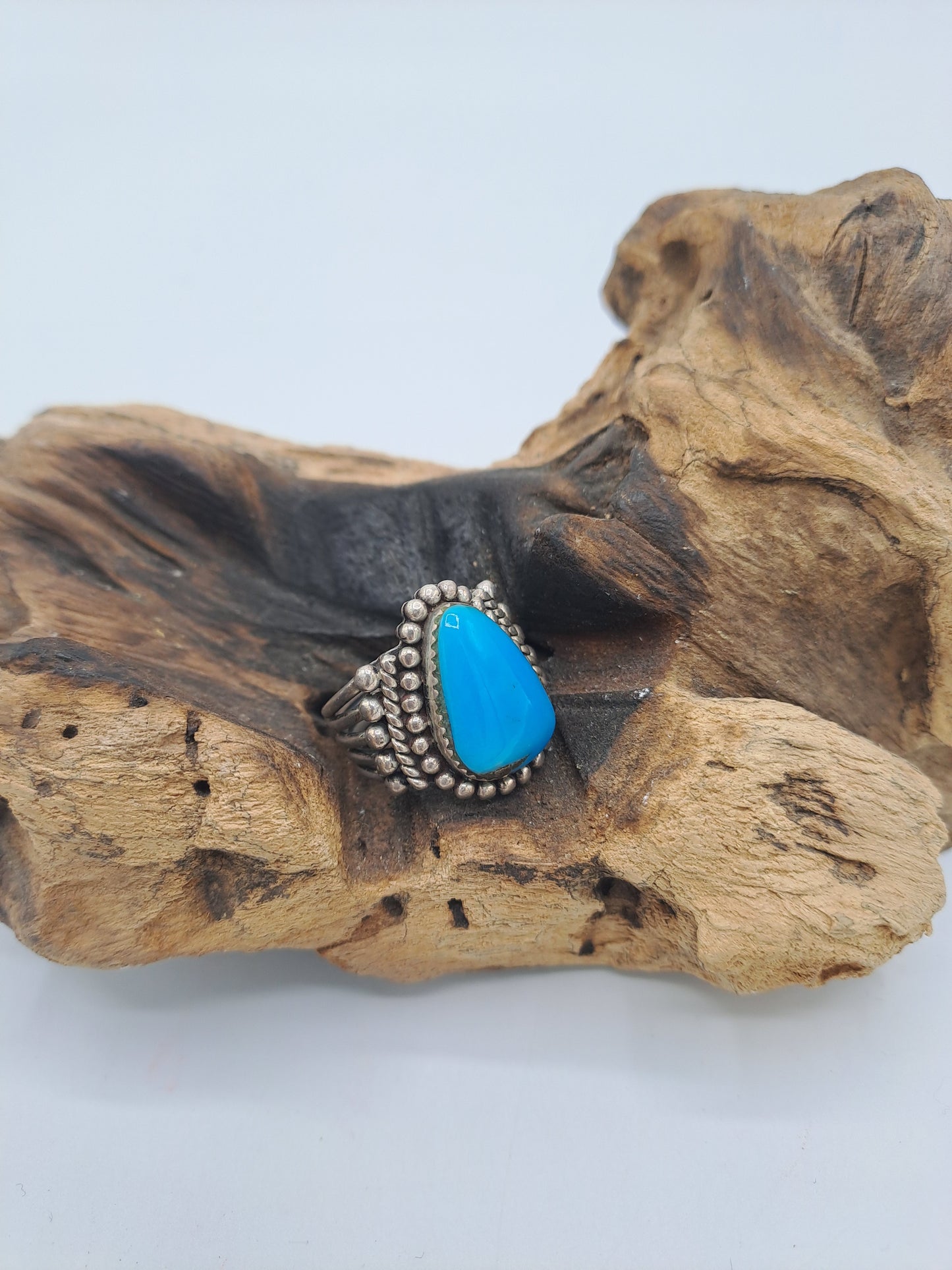 Anello "Triangolo"