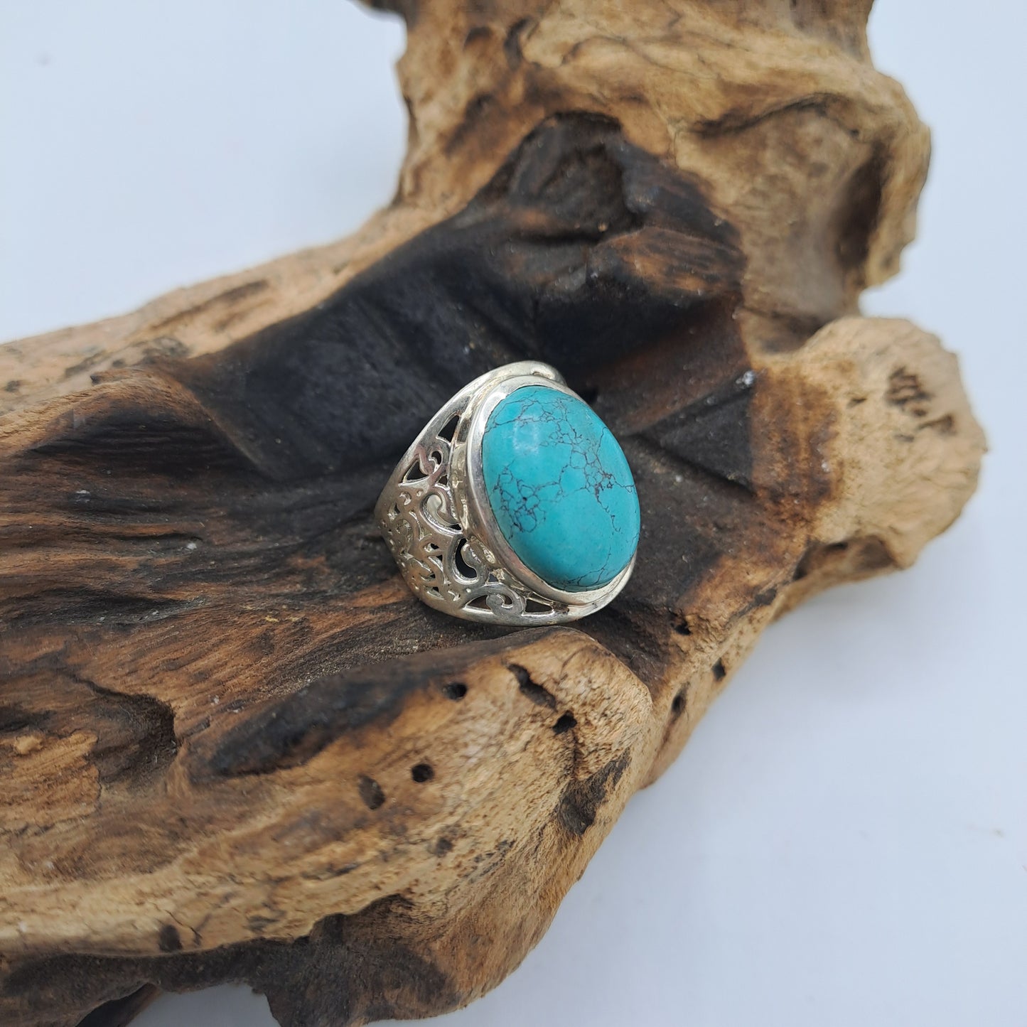 Anello a Fascia Traforata