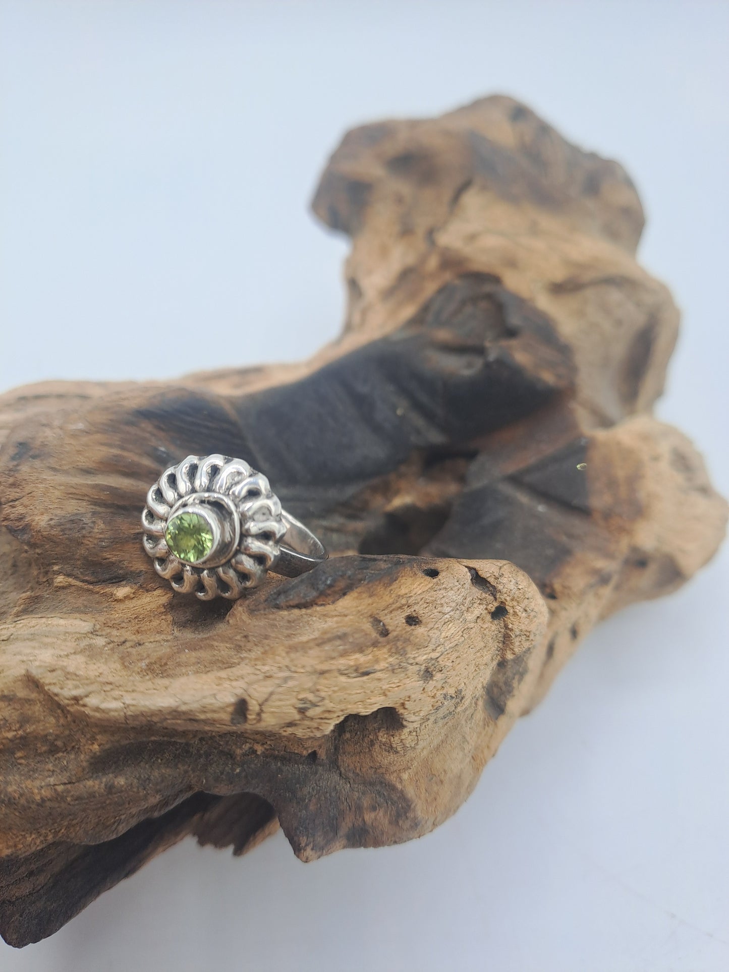 Anello indiano con Peridot